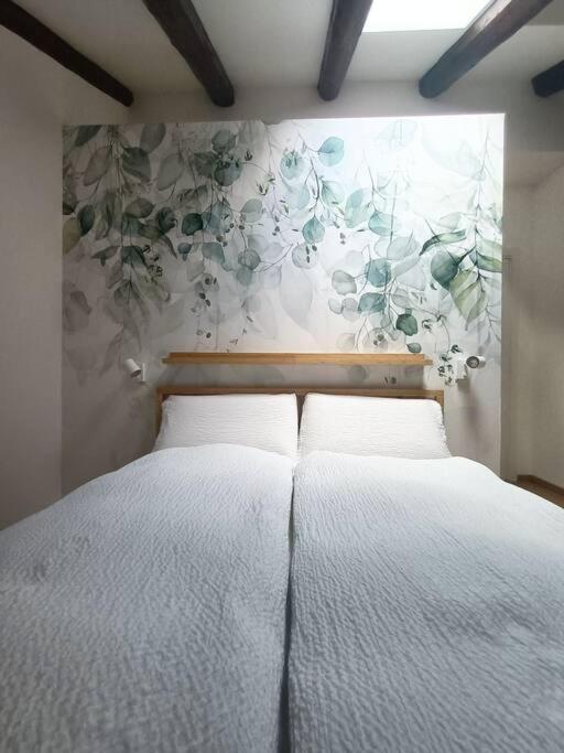 Loving My Rooms 1 - Deliziosa Mansarda In Centro Gorizia Kültér fotó